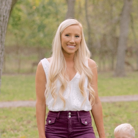 Meet your Posher, Brittany - Picture 1 of 1